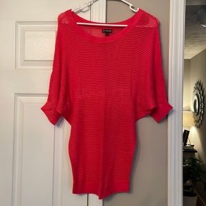 Express Size Medium Pink/Coral Short Sleeve Top